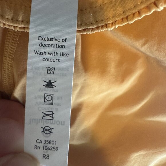 Lululemon Women's Track That 5" Inseam High Rise Shorts Size 2 Orange - Picture 4 of 8